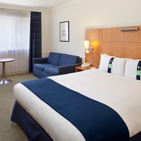 Holiday Inn Guildford By Ihg Dış mekan fotoğraf