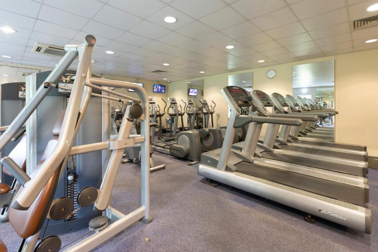 Holiday Inn Guildford By Ihg Dış mekan fotoğraf
