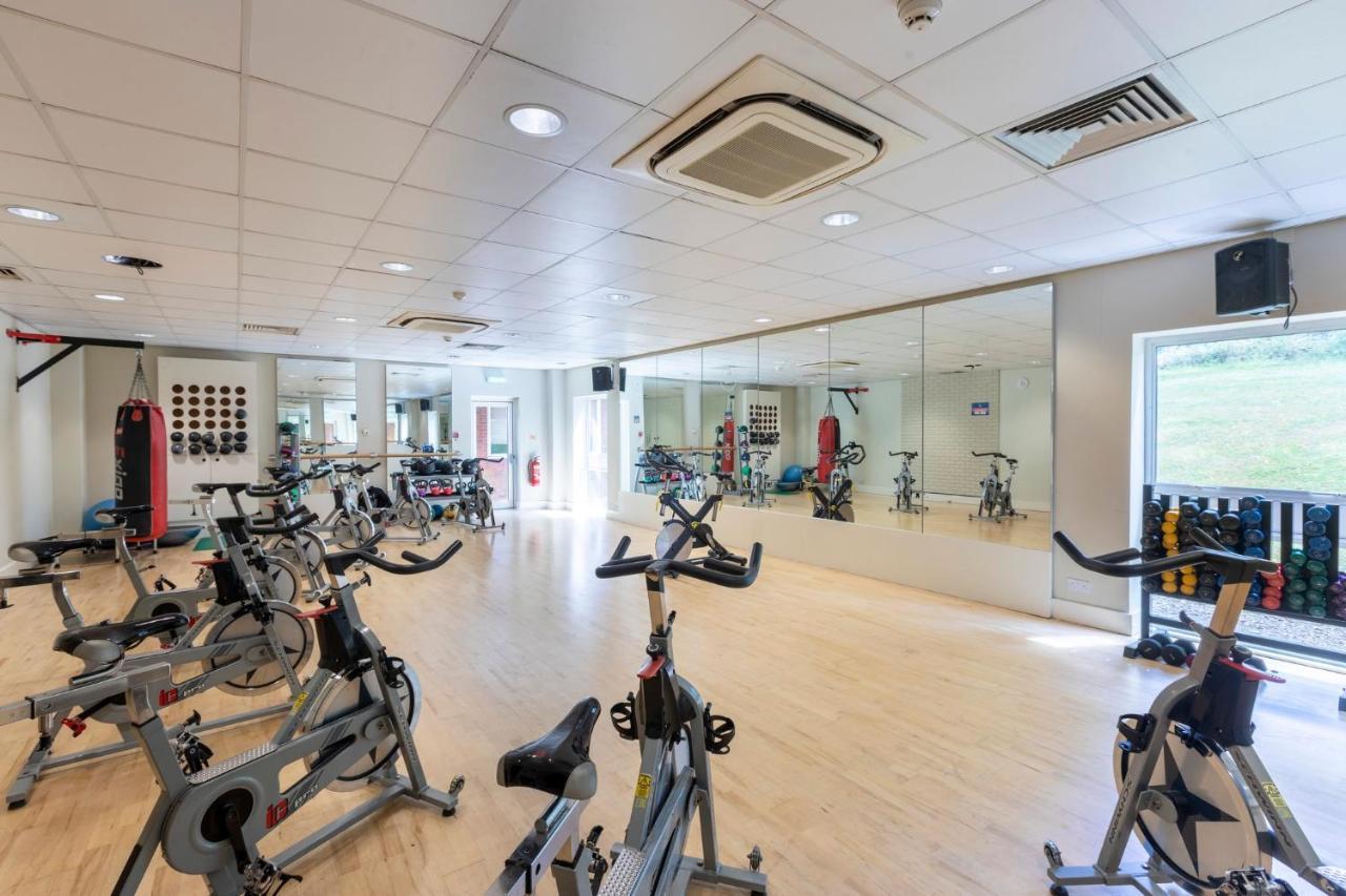 Holiday Inn Guildford By Ihg Dış mekan fotoğraf