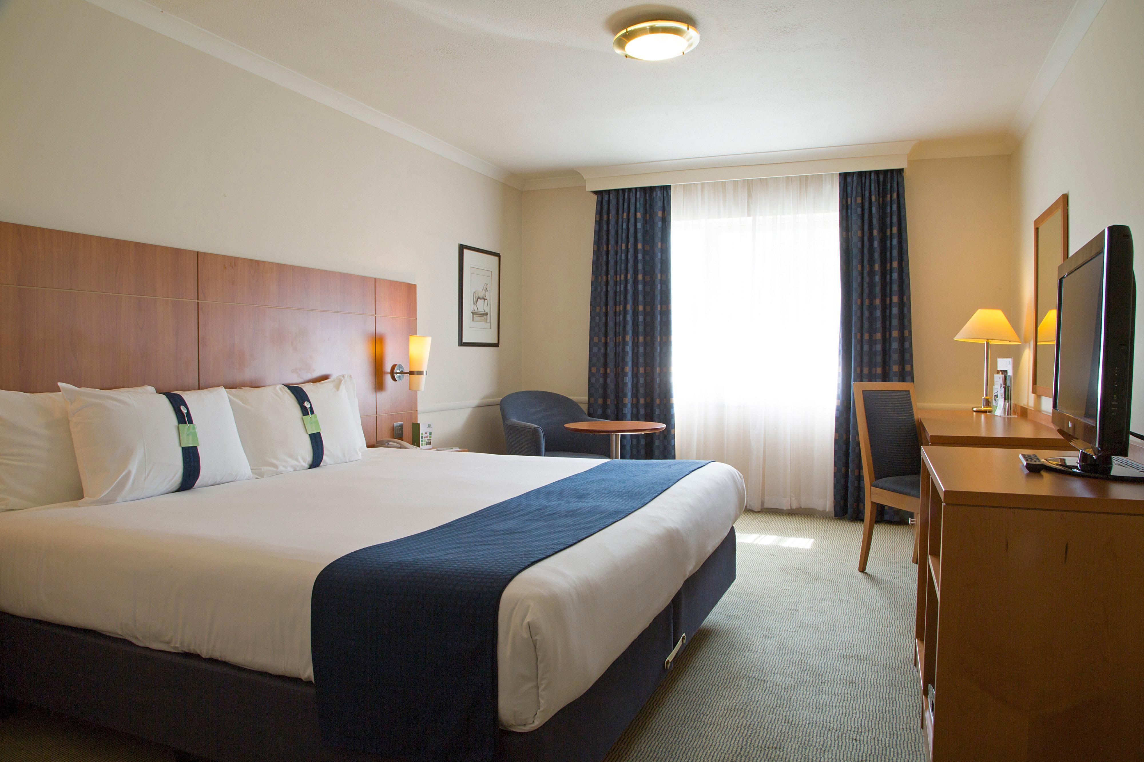 Holiday Inn Guildford By Ihg Dış mekan fotoğraf