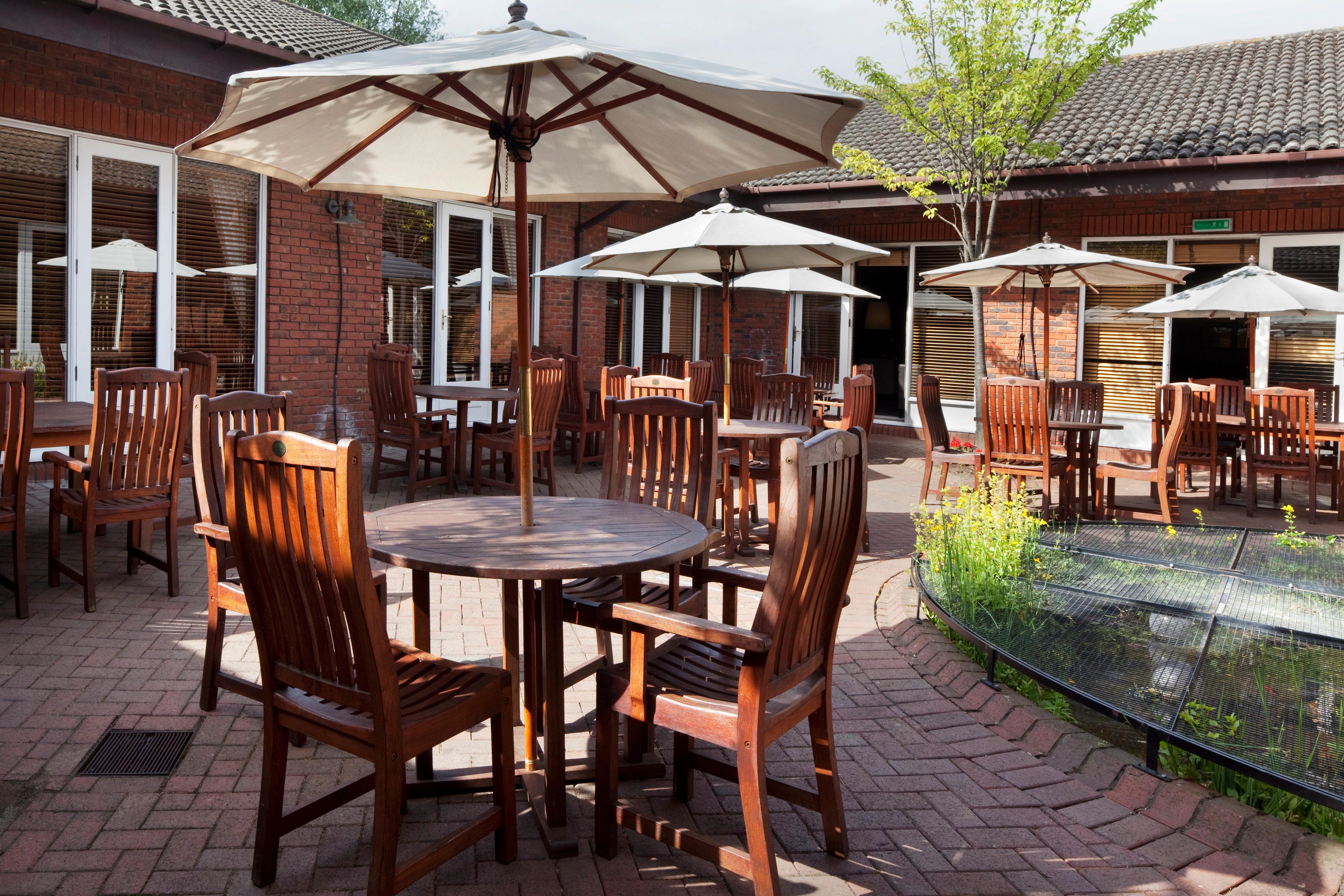 Holiday Inn Guildford By Ihg Dış mekan fotoğraf