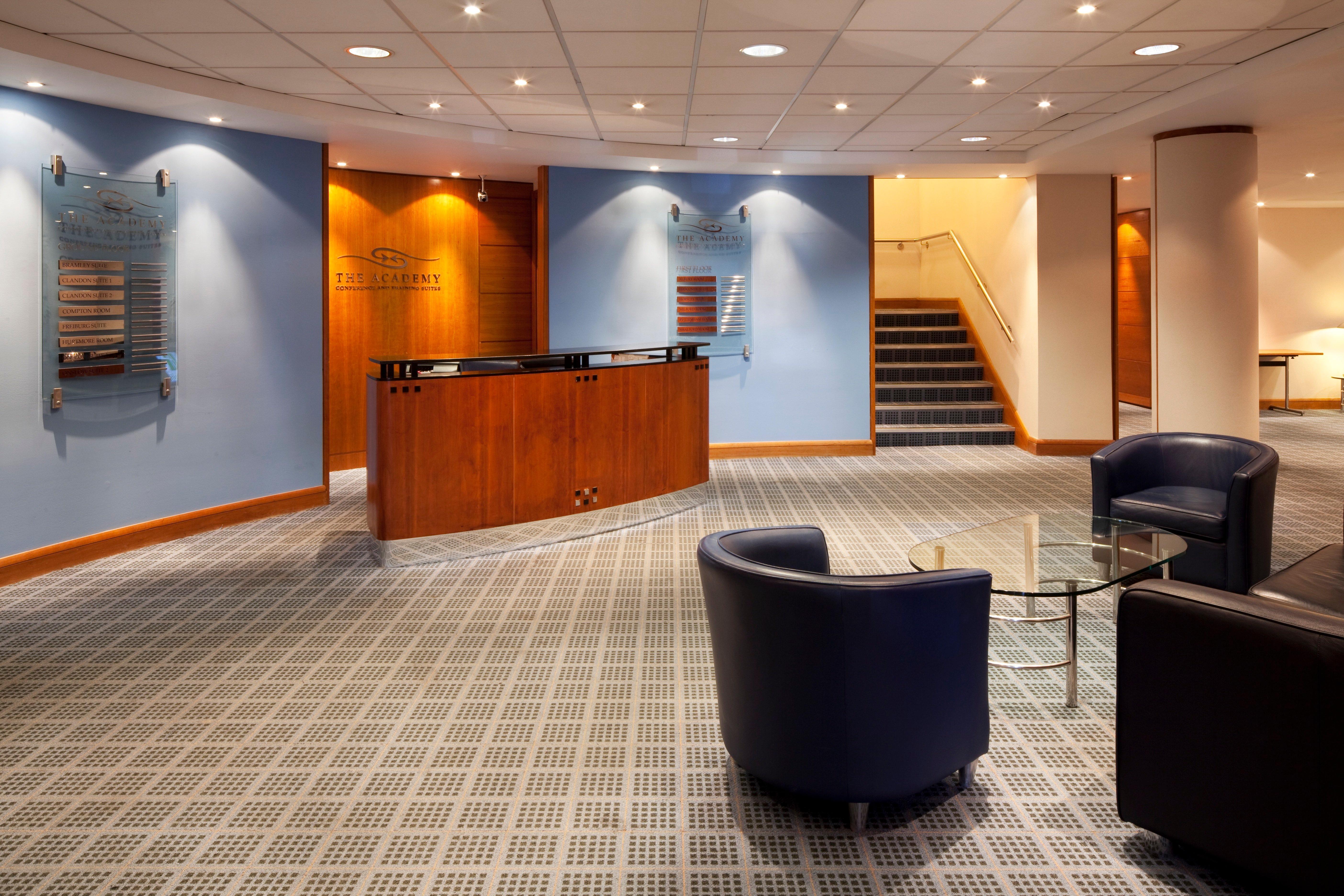 Holiday Inn Guildford By Ihg Dış mekan fotoğraf