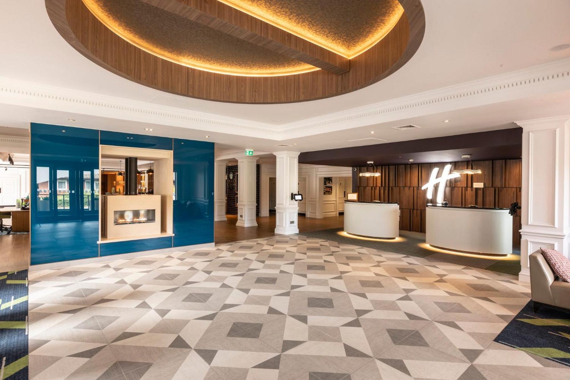 Holiday Inn Guildford By Ihg Dış mekan fotoğraf