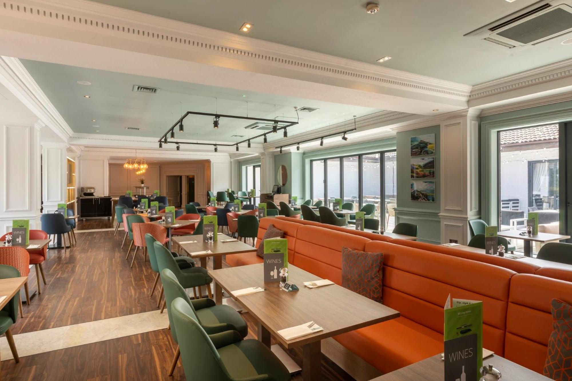 Holiday Inn Guildford By Ihg Dış mekan fotoğraf